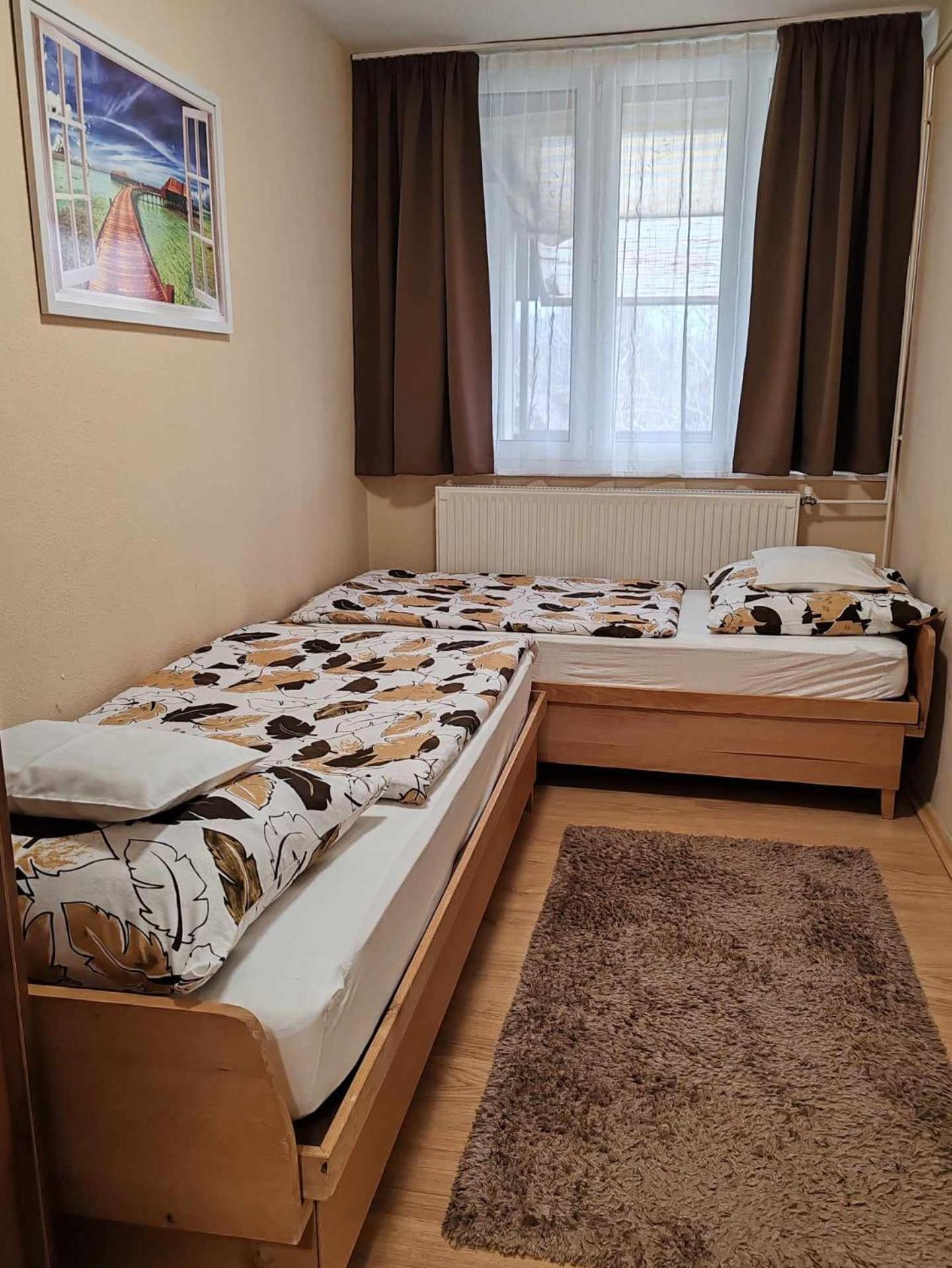 To Apartman Gunarasfuerdo Dombóvár Eksteriør bilde